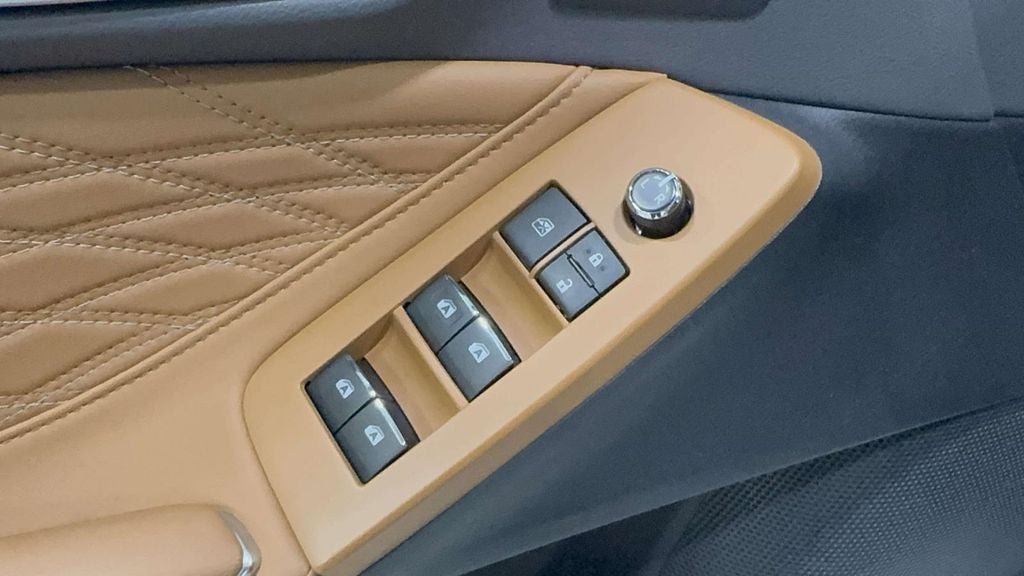 2019 Toyota Avalon Hybrid Limited