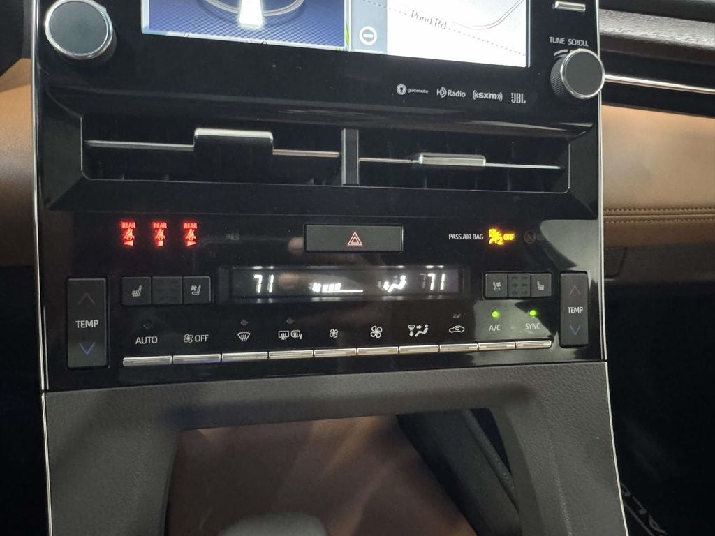 2019 Toyota Avalon Hybrid Limited