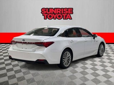 2019 Toyota Avalon Hybrid Limited