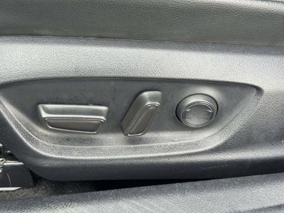 2023 Toyota Camry Hybrid SE Nightshade