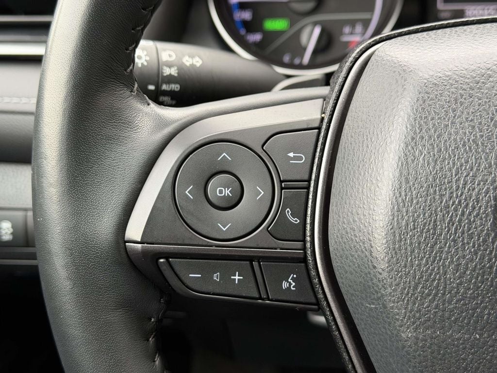 2023 Toyota Camry Hybrid SE Nightshade