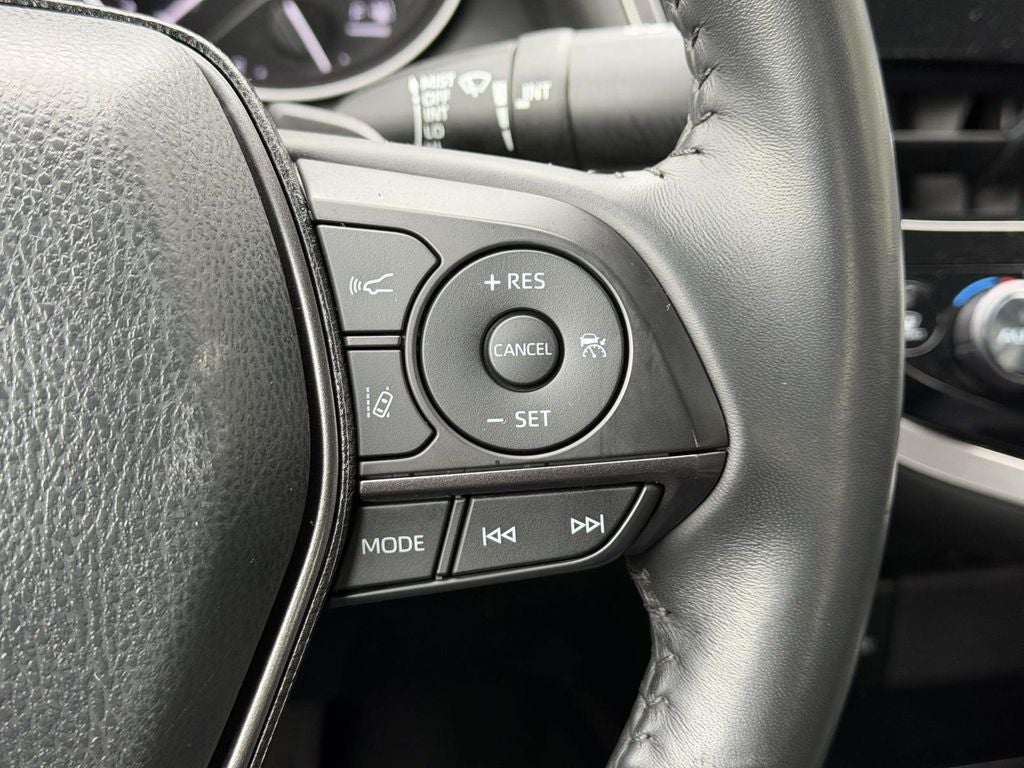 2023 Toyota Camry Hybrid SE Nightshade