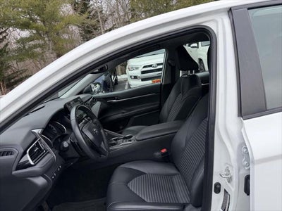 2023 Toyota Camry Hybrid SE Nightshade