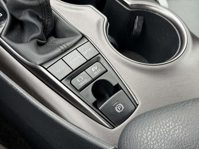 2023 Toyota Camry Hybrid SE Nightshade