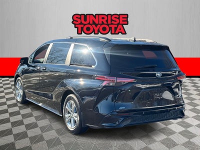 2023 Toyota Sienna XSE