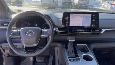 2023 Toyota Sienna XSE