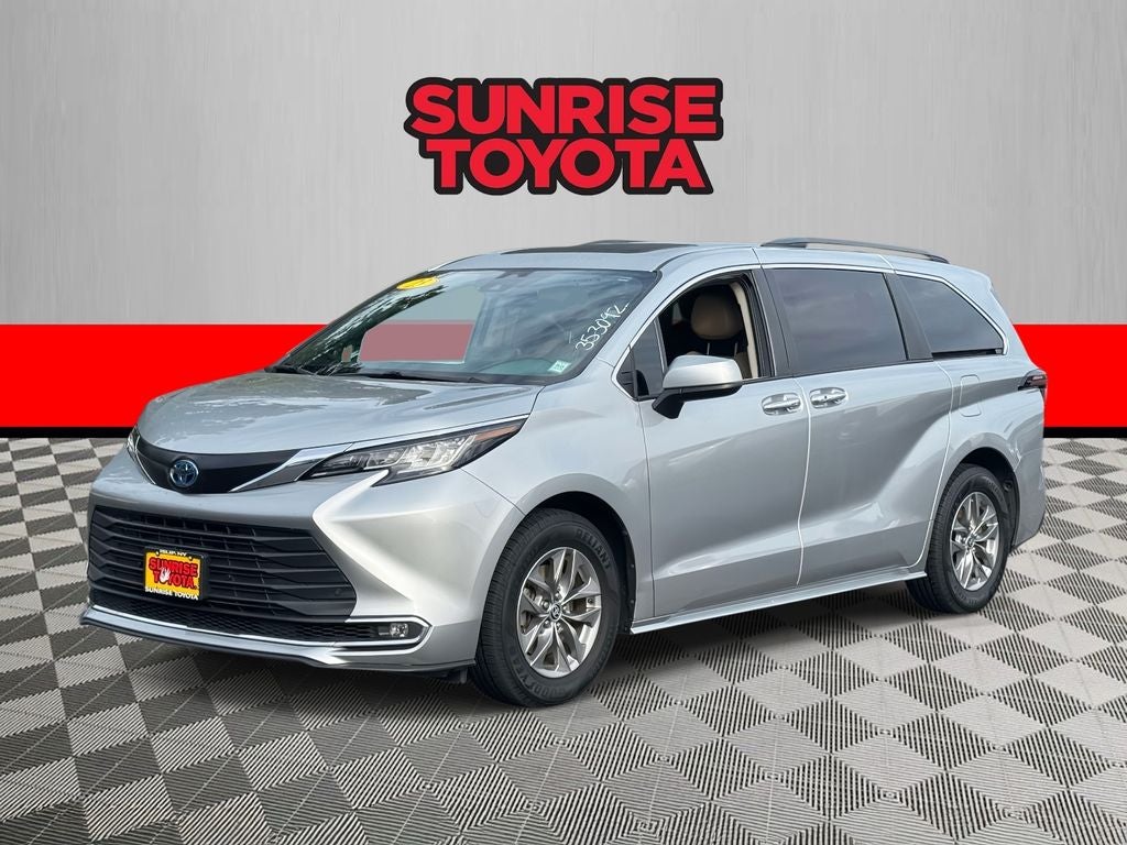 2023 Toyota Sienna XLE 7 Passenger
