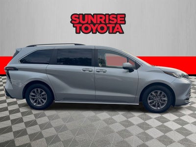 2023 Toyota Sienna XLE 7 Passenger