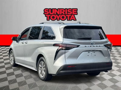 2023 Toyota Sienna XLE 7 Passenger