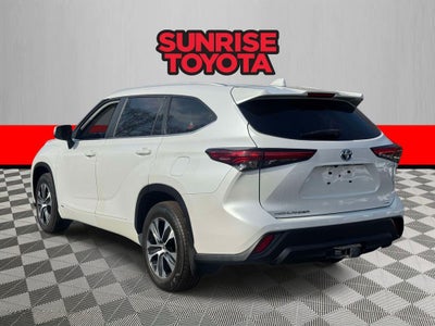 2023 Toyota Highlander Hybrid XLE