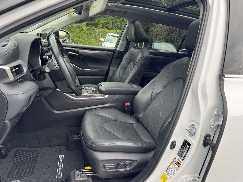 2023 Toyota Highlander Platinum