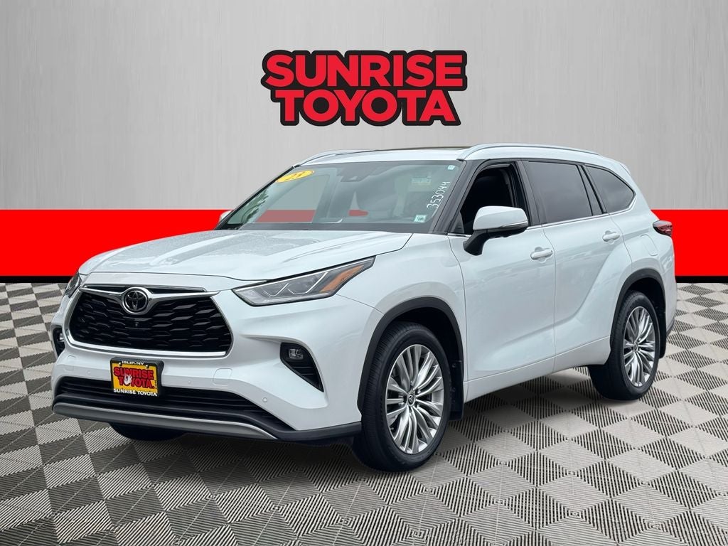 2023 Toyota Highlander Platinum