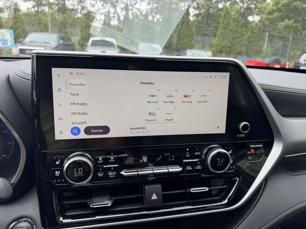 2023 Toyota Highlander Platinum