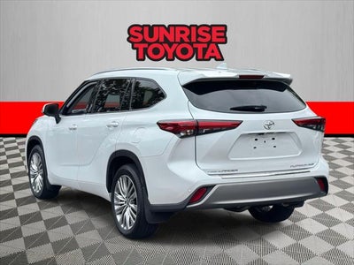 2023 Toyota Highlander Platinum