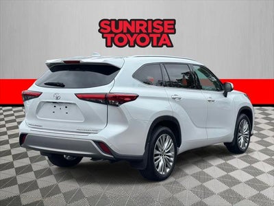 2023 Toyota Highlander Platinum