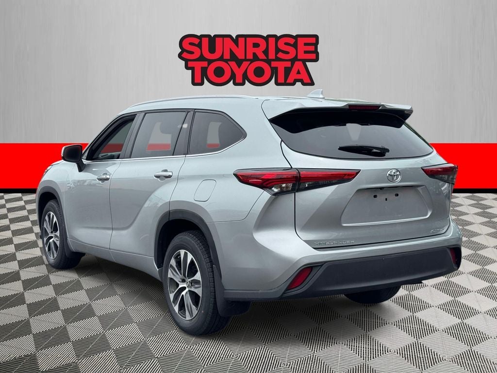 2023 Toyota Highlander XLE