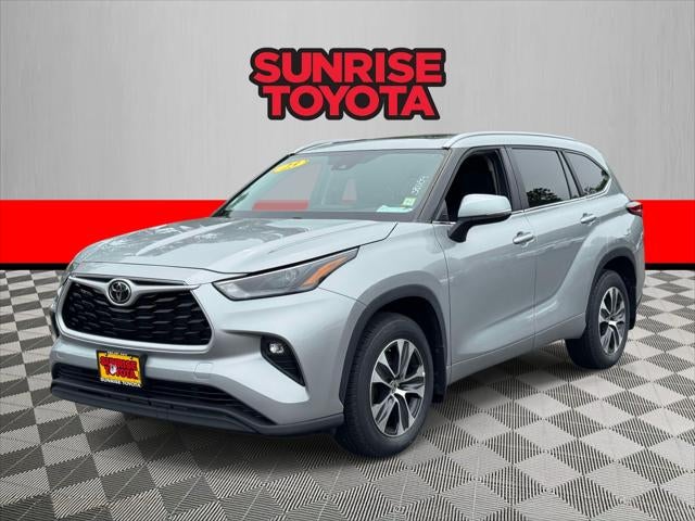 2023 Toyota Highlander XLE