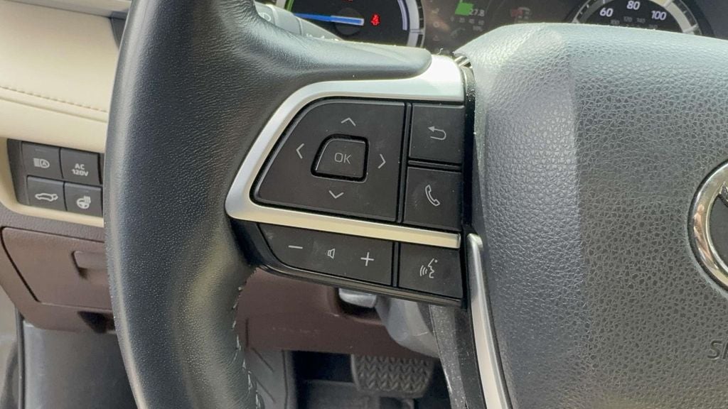 2022 Toyota Highlander Hybrid Limited