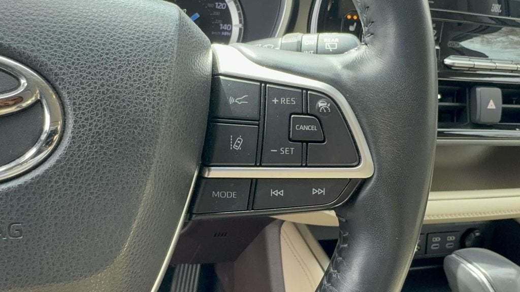 2022 Toyota Highlander Hybrid Limited