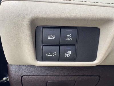 2022 Toyota Highlander Hybrid Limited