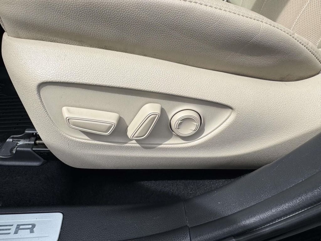 2022 Toyota Highlander Hybrid Limited