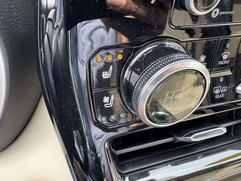 2022 Toyota Highlander Hybrid Limited