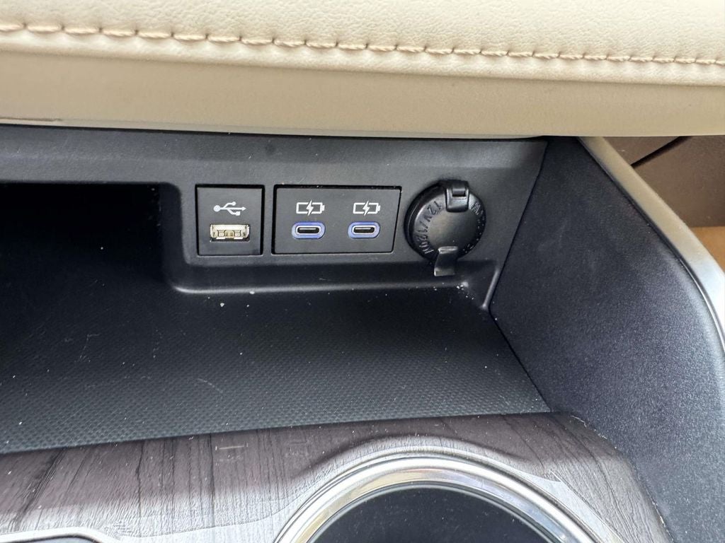 2022 Toyota Highlander Hybrid Limited