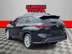 2022 Toyota Highlander Hybrid Limited