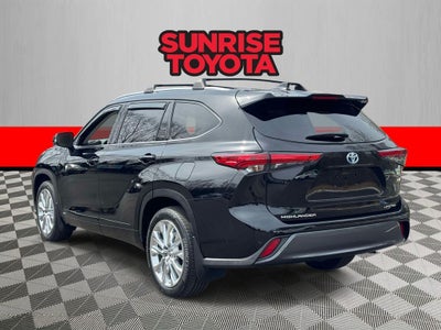 2022 Toyota Highlander Hybrid Limited