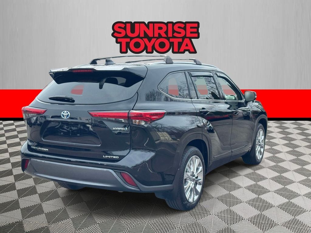2022 Toyota Highlander Hybrid Limited