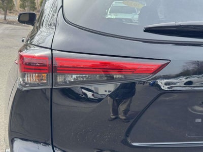 2022 Toyota Highlander Hybrid Limited