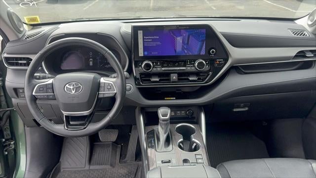 2023 Toyota Highlander Hybrid Limited