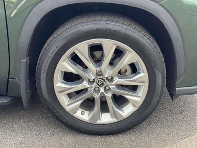 2023 Toyota Highlander Hybrid Limited