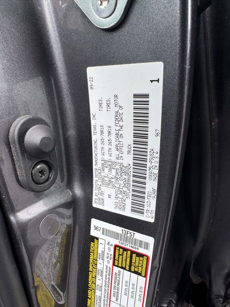 2022 Toyota Tundra SR5