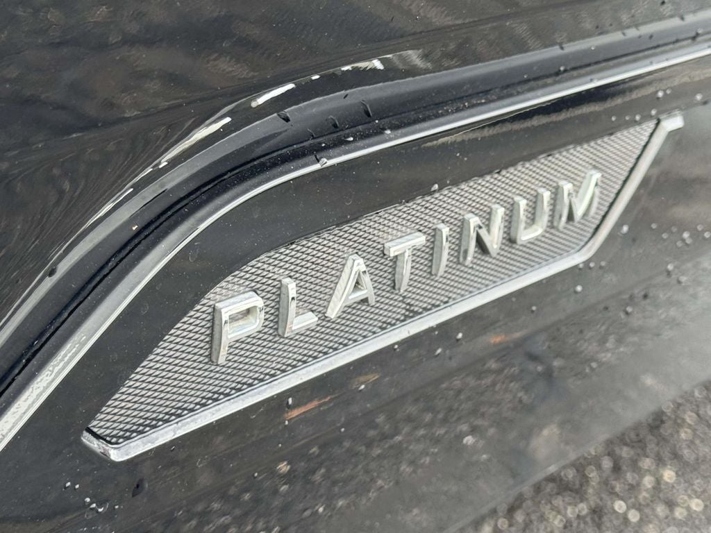 2023 Toyota Tundra Hybrid Platinum CrewMax