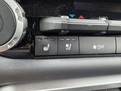 2023 Toyota Tundra Hybrid Platinum CrewMax