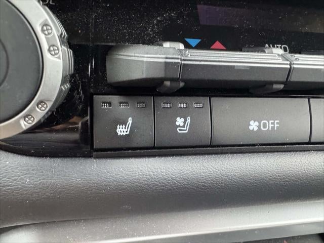 2023 Toyota Tundra Hybrid Platinum CrewMax