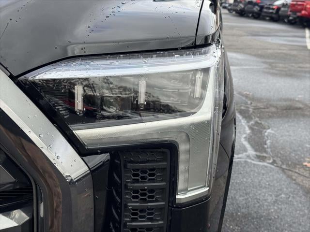 2023 Toyota Tundra Hybrid Platinum CrewMax