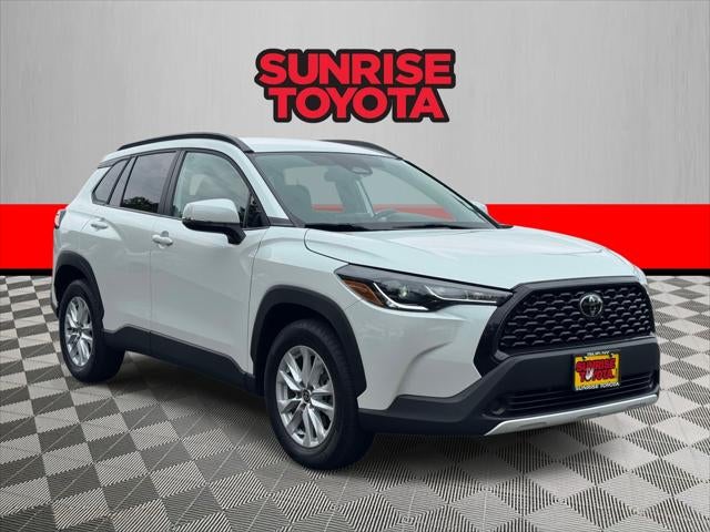 2023 Toyota Corolla Cross LE