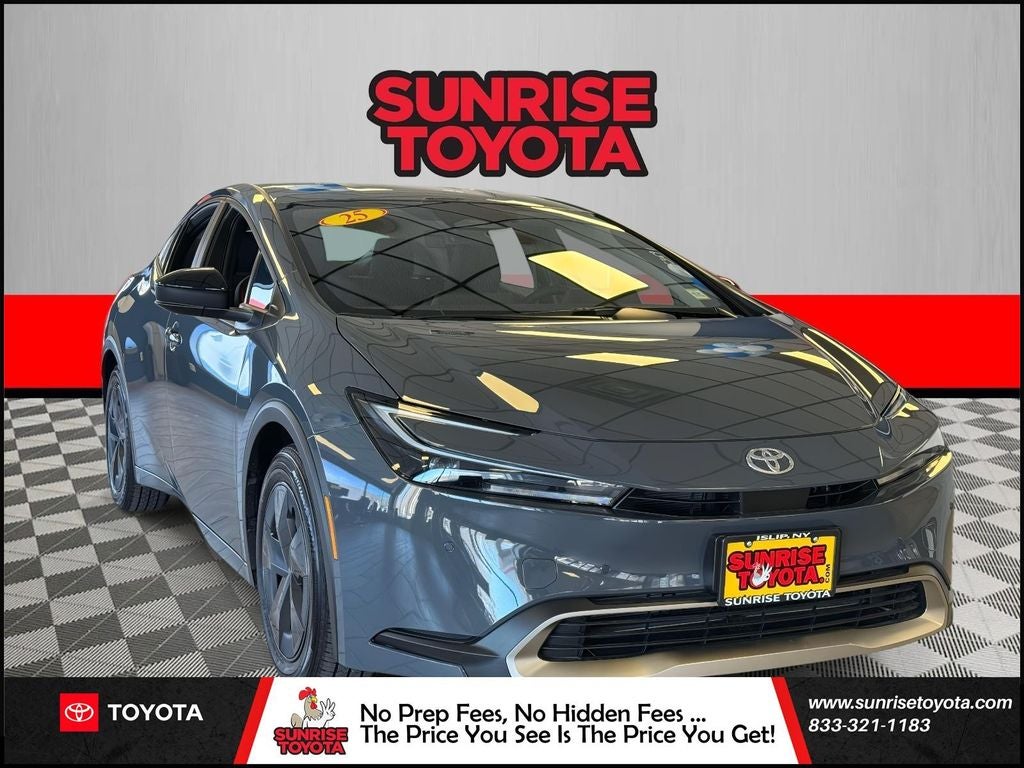 2025 Toyota Prius Plug-In Hybrid SE