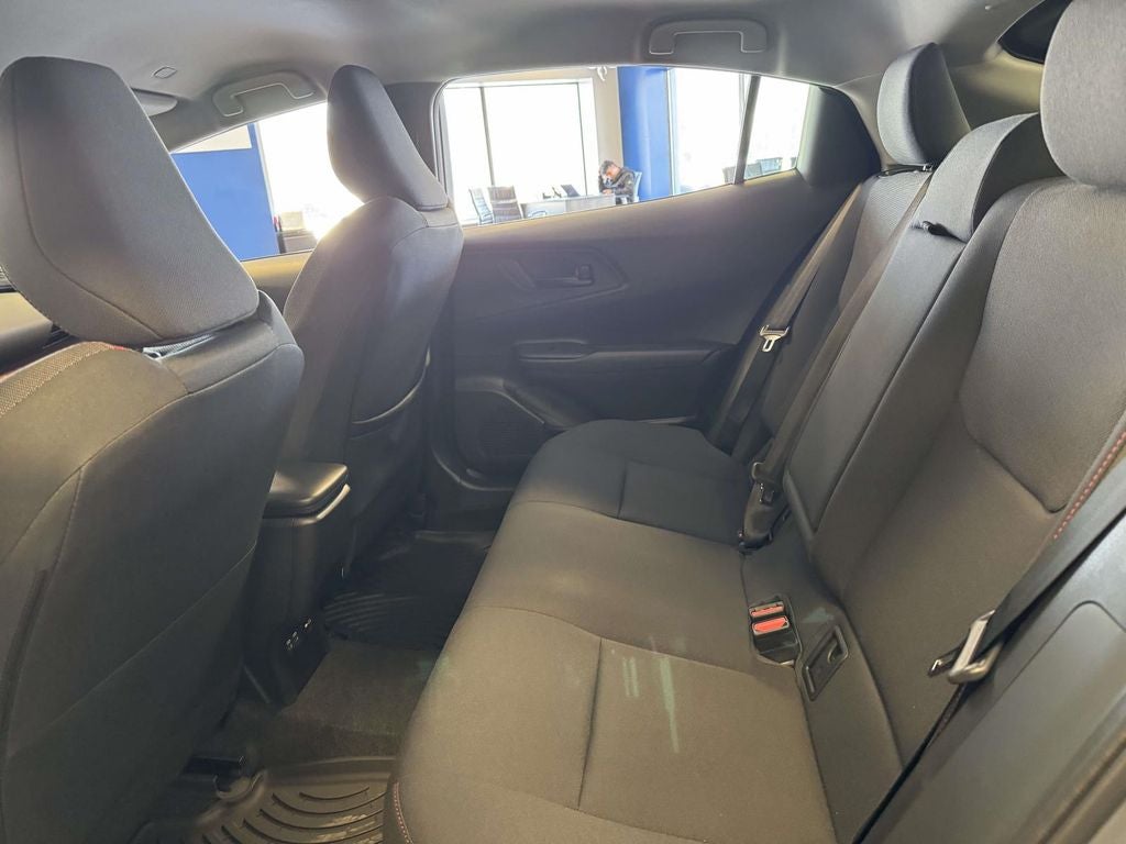 2025 Toyota Prius Plug-In Hybrid SE