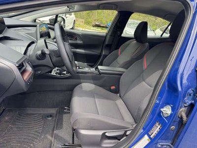 2025 Toyota Prius Plug-In Hybrid phev