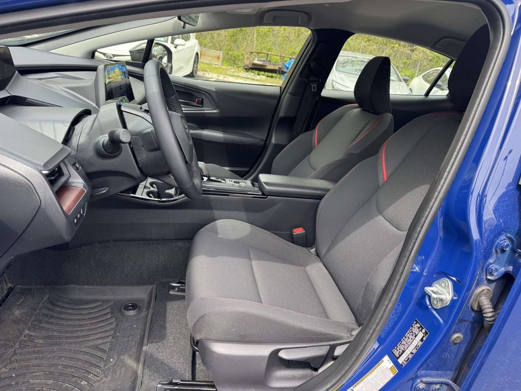 2025 Toyota Prius Plug-In Hybrid phev