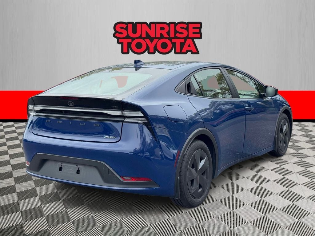2025 Toyota Prius Plug-In Hybrid phev