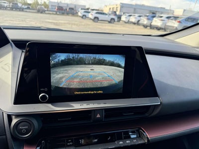 2024 Toyota Prius Prime SE