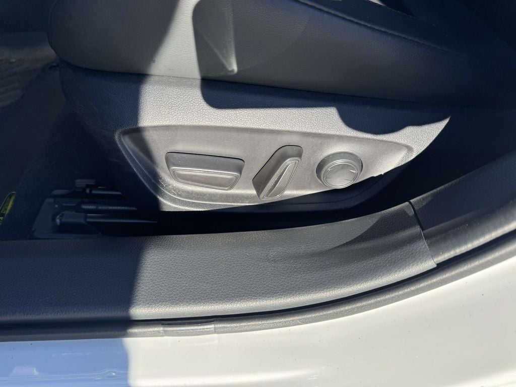 2024 Toyota Prius Prime XSE