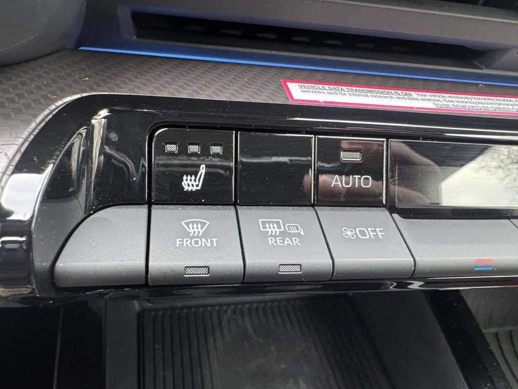 2023 Toyota Prius XLE