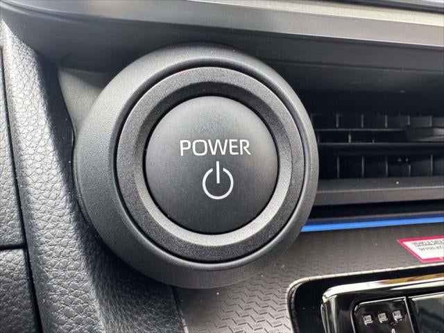 2023 Toyota Prius XLE