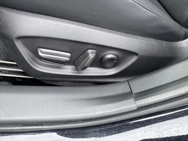 2023 Toyota Prius XLE