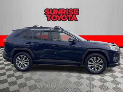 2020 Toyota RAV4 XLE Premium